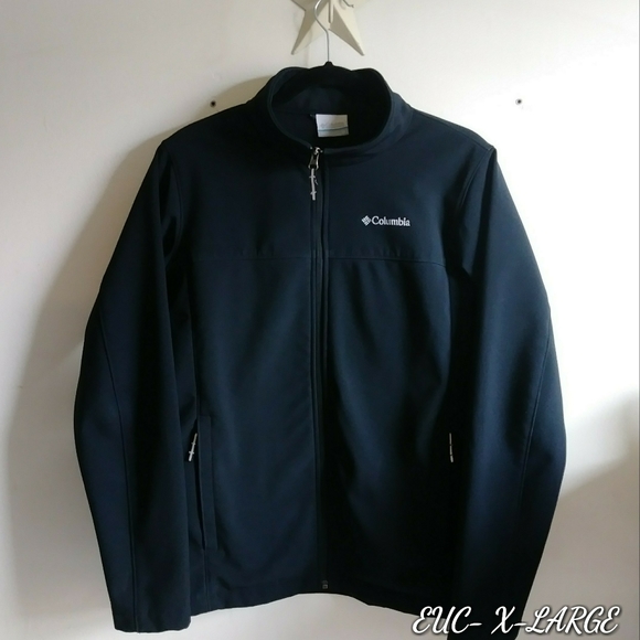 Columbia Jackets & Blazers - Columbia soft shell jacket! EUC